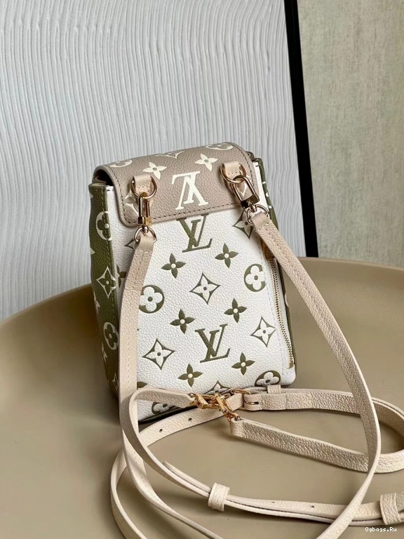 LOUIS TINY BACKPACK VUITTON 0513